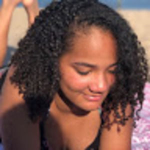 Meet your Posher, Lois